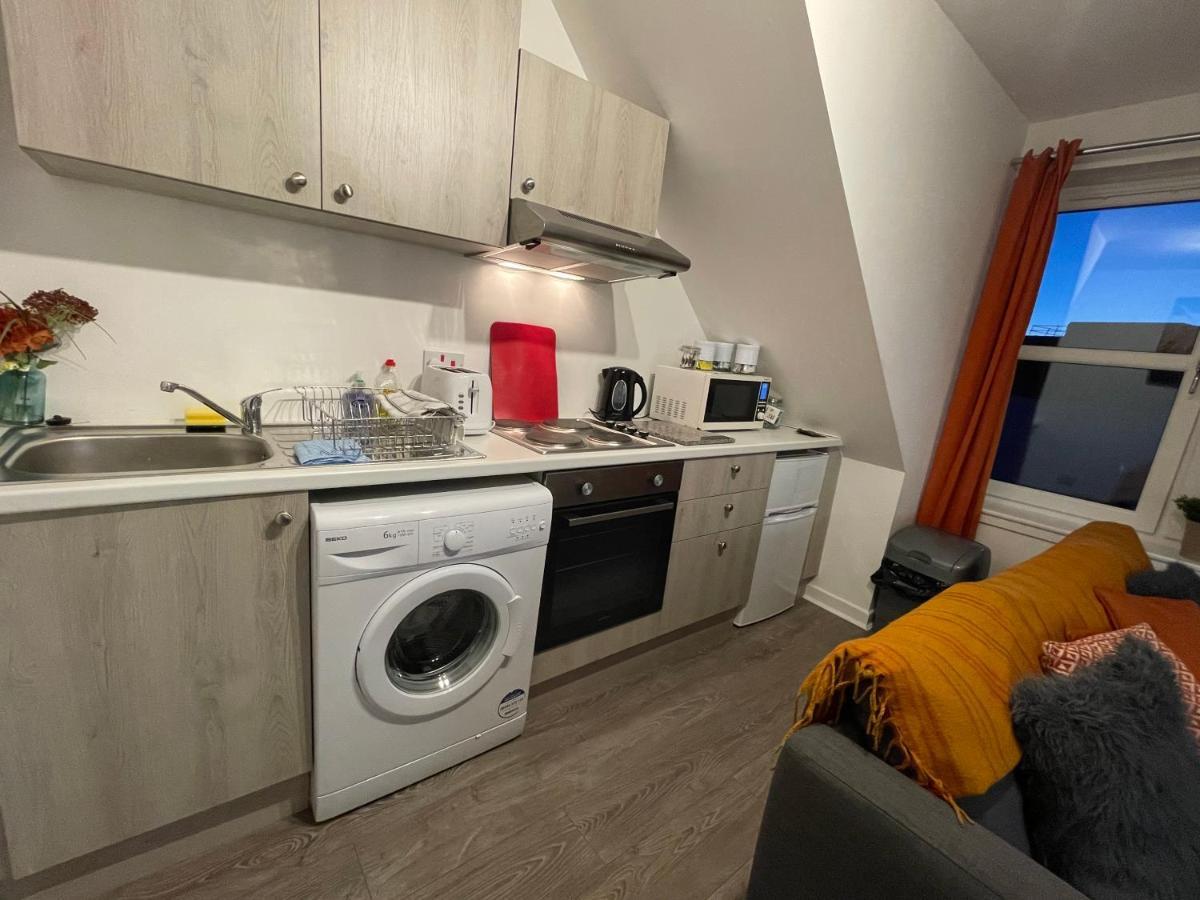 Carvetii - Edward House D - 2 Dbl Bed 2Nd Floor Flat Leilighet Dunfermline Eksteriør bilde