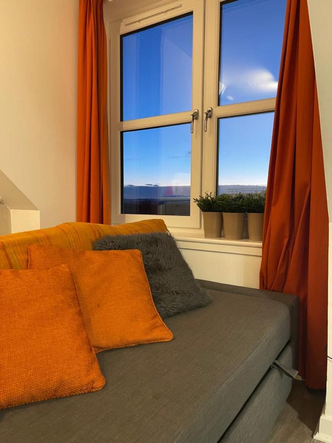Carvetii - Edward House D - 2 Dbl Bed 2Nd Floor Flat Leilighet Dunfermline Eksteriør bilde