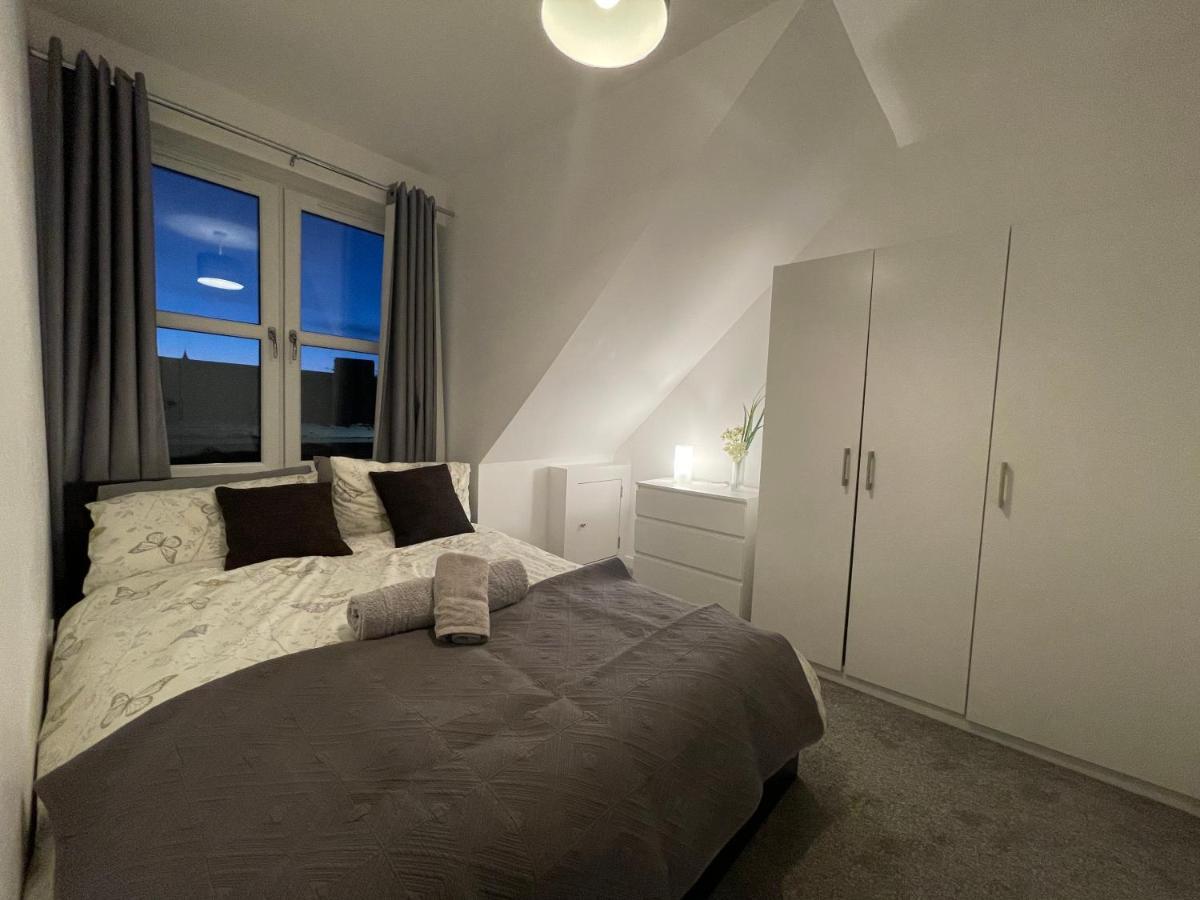 Carvetii - Edward House D - 2 Dbl Bed 2Nd Floor Flat Leilighet Dunfermline Eksteriør bilde